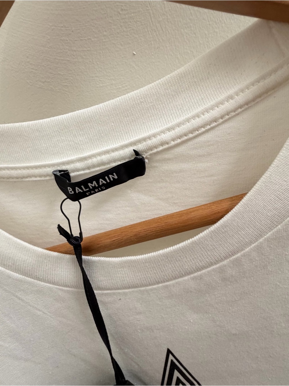 Balmain Paris Graphic Logo T-Shirt White Black Men’s Medium NWT Tee - Picture 4 of 7
